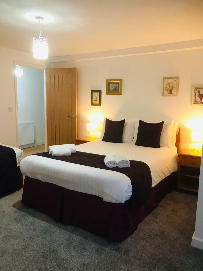 Beautiful Apartment,No 1, With Parking Ilfracombe Bagian luar foto