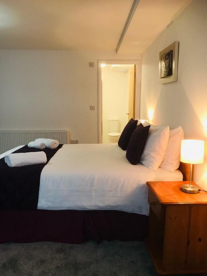 Beautiful Apartment,No 1, With Parking Ilfracombe Bagian luar foto